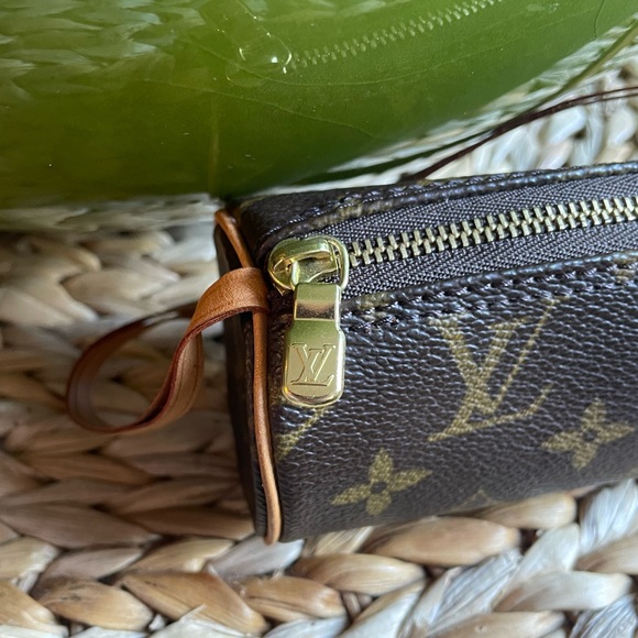 SOLD - 100% authentic vintage Louis Vuitton papillon pouchette - Picture 4 of 9